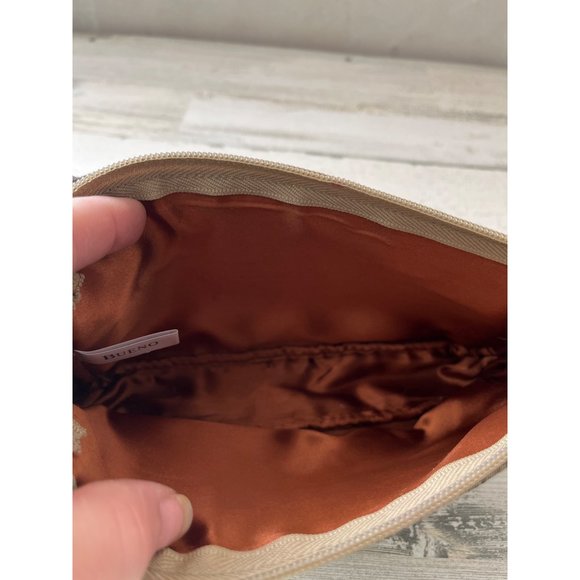 Bueno mini zippered clutch bag with detachable strap - Picture 4 of 9